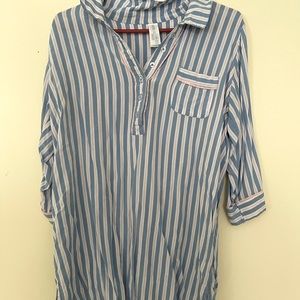 Forever 21 half sleeve stripped shirt